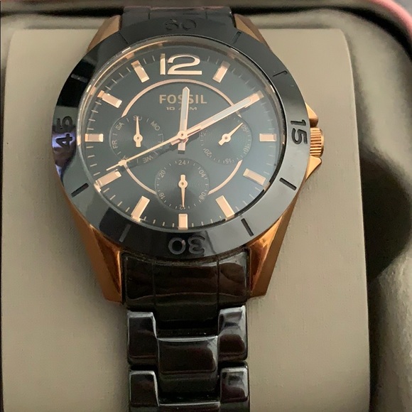 Fossil Watch - Picture 2 of 6